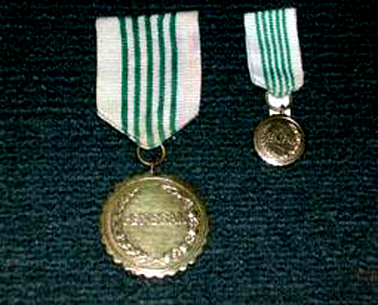Satyalancana Penegak 1