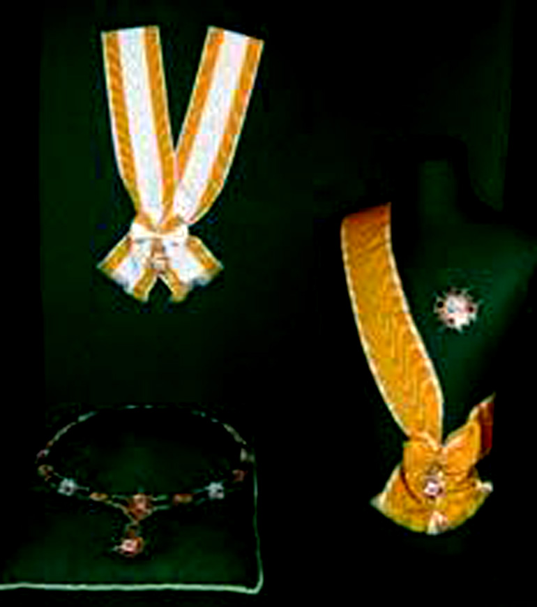 Grand Collar De La Order Americana De Isabel La Cotalica 1
